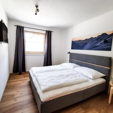 Apart Pair Im Dorf Schwendau Exterior photo