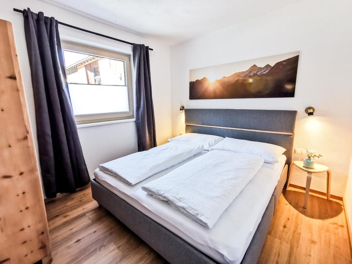 Pair Im Dorf * Schwendau