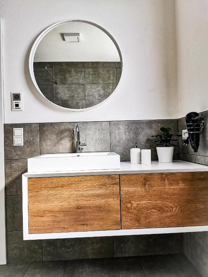 Pair Im Dorf Apartment *